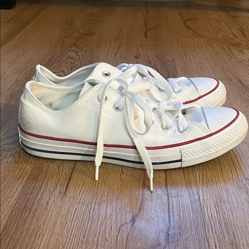 Converse White Low Top Sneakers - Picture 6 of 7
